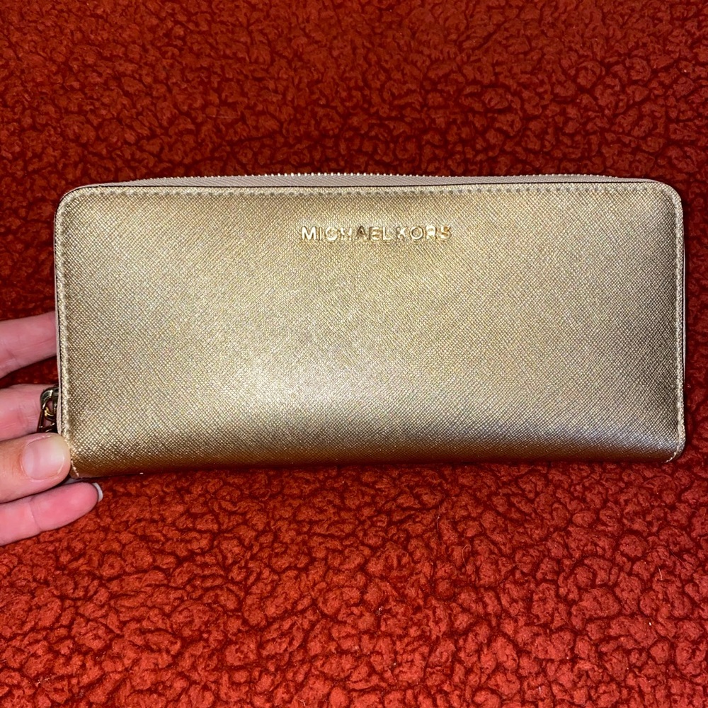 Michael Kors wallet